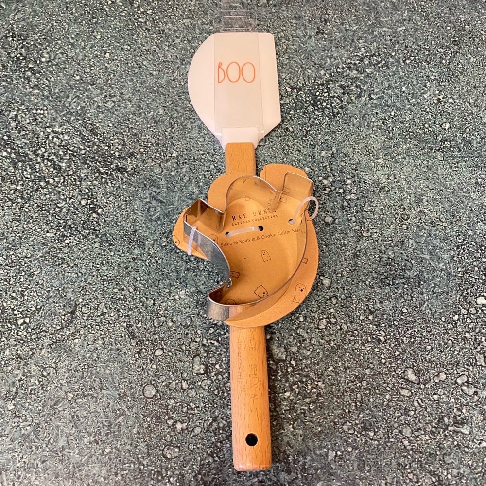 Rae Dunn Halloween Spatula & Cookie Cutter